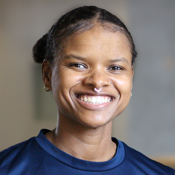Danielle_Davis_Headshot