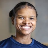 Danielle_Davis_Headshot